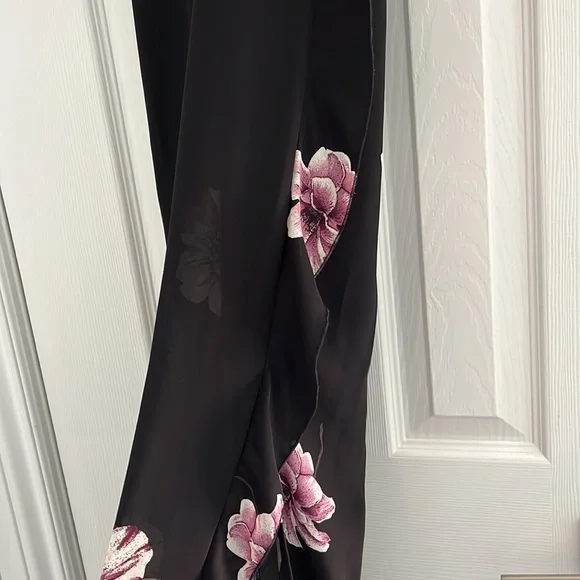 DYNAMITE MAXI DRESS - Picture 2 of 5